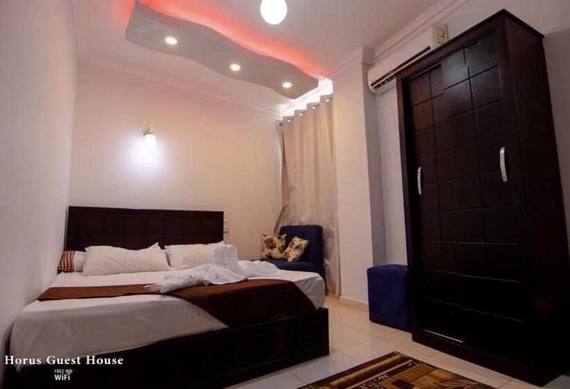 اتاق لوکس با چشم‌انداز, Horus Guest House Pyramids View