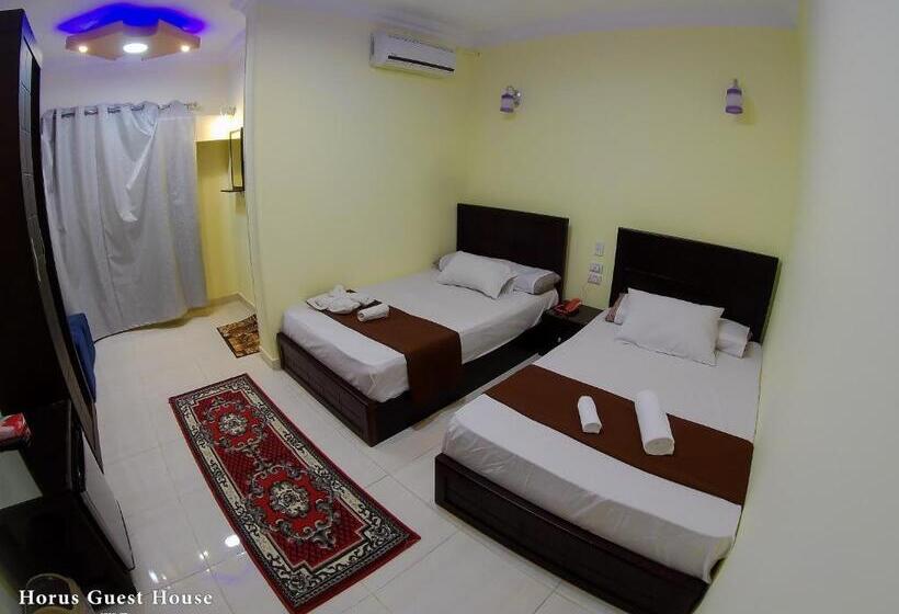 اتاق لوکس با چشم‌انداز شهر, Horus Guest House Pyramids View