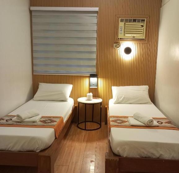 اتاق استاندارد با سرویس بهداشتی مشترک, Airport Hostel Manila