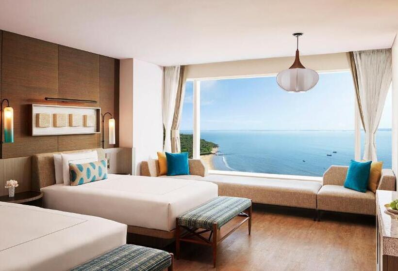 اتاق لوکس با چشم‌انداز دریا, Taj Cidade De Goa Horizon, Goa