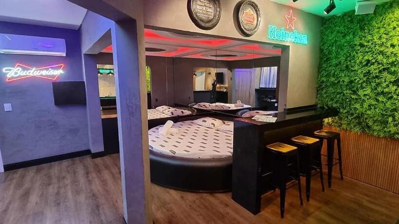 Номер Deluxe, Sense Motel