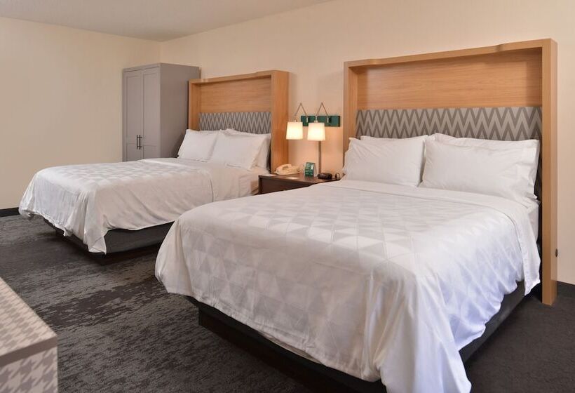 سوییت, Holiday Inn & Suites Raleigh Cary, An Ihg