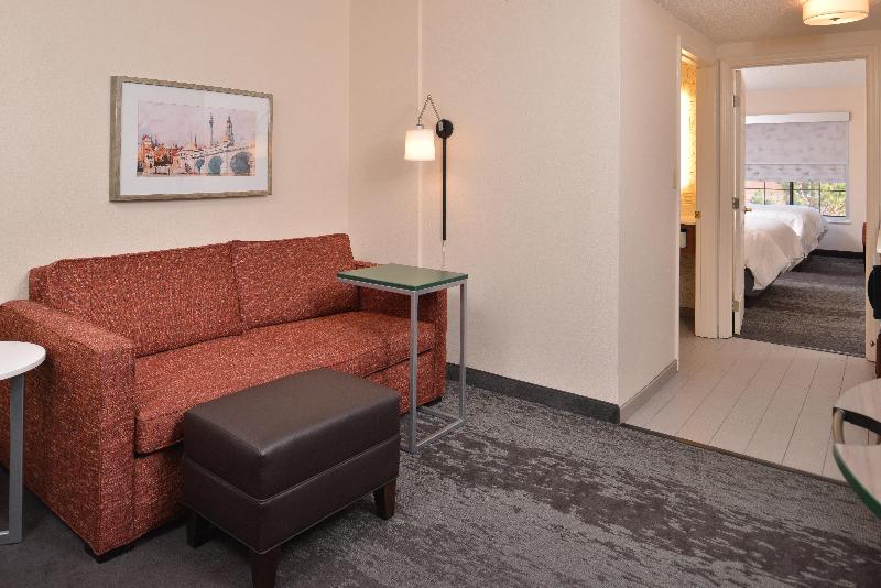 سوییت, Holiday Inn & Suites Raleigh Cary, An Ihg