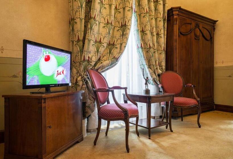 Suite Deluxe, Liberty
