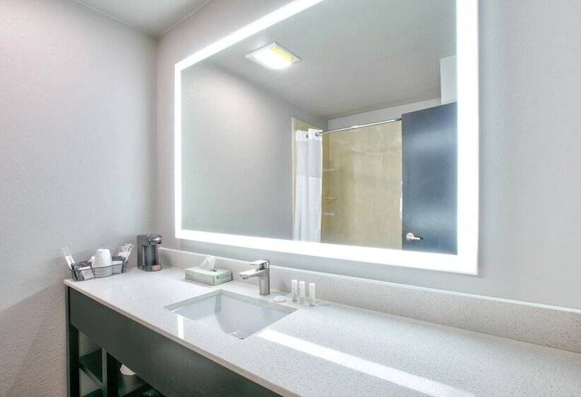 Номер Стандарт 2 Двуспальные Кровати, Wingate By Wyndham Biloxi   Ocean Springs