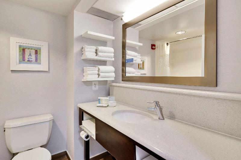 Люкс Кровать Кинг, Hampton Inn Alexandriaold Town/king St. Metro