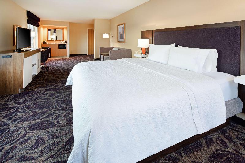 스위트 킹사이즈 침대, Hampton Inn & Suites Bremerton