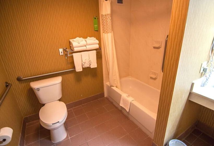 اتاق استاندارد با 2 تخت دوبل, Hampton Inn Groton