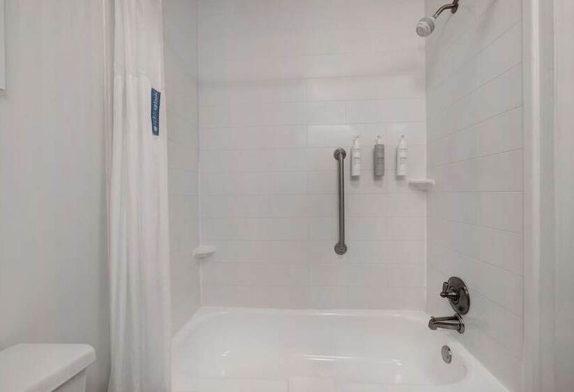 Номер Стандарт 2 Двуспальные Кровати, Hampton Inn Natchitoches