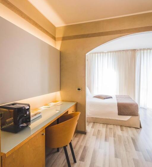Полулюкс с Гидромассажем, Park Hotel Ai Pini & Restaurant Ai Pini