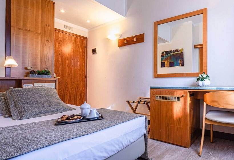 Номер Стандарт Трехместный, Park Hotel Ai Pini & Restaurant Ai Pini