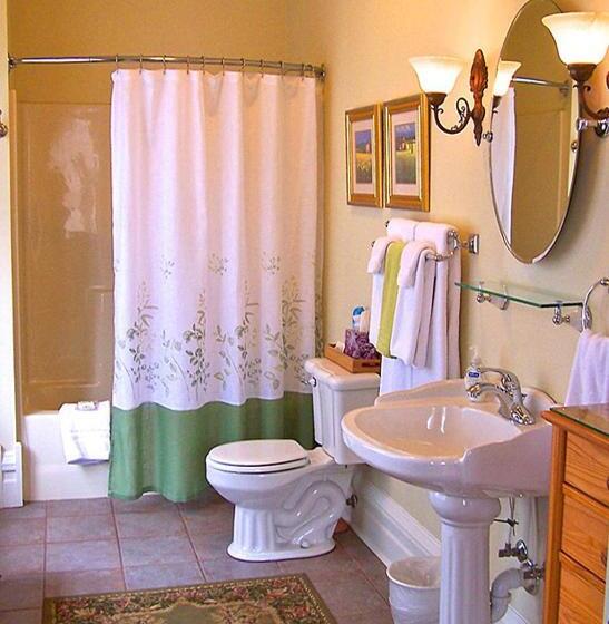 Люкс, Lyndon House Bed & Breakfast