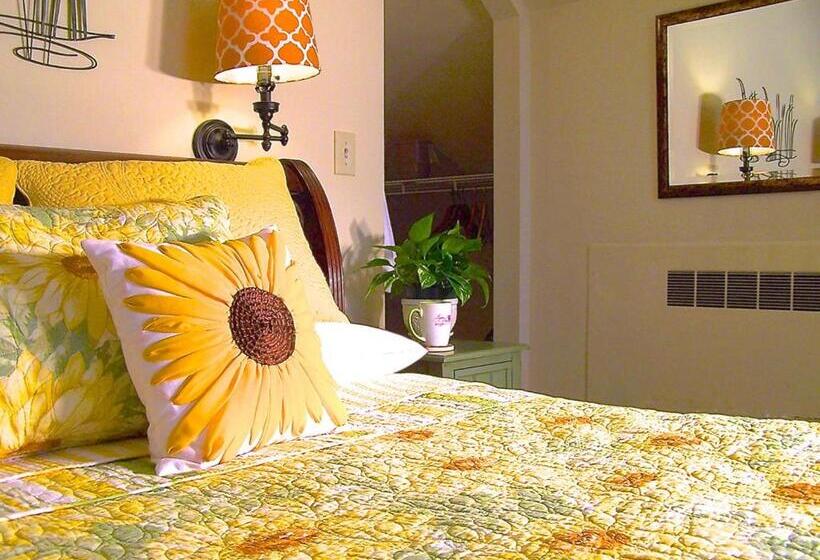 Студия Стандарт, Lyndon House Bed & Breakfast