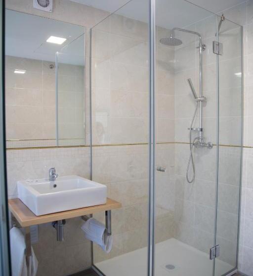 غرفة قياسية, Tomás Guest House
