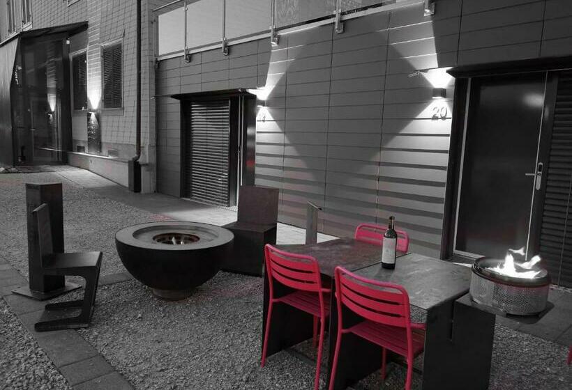 اتاق اکونومی, 16 By Messe & Stadion Suisse In Minuten & Late Check In