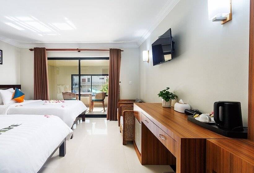 家庭间, Ratana Angkor