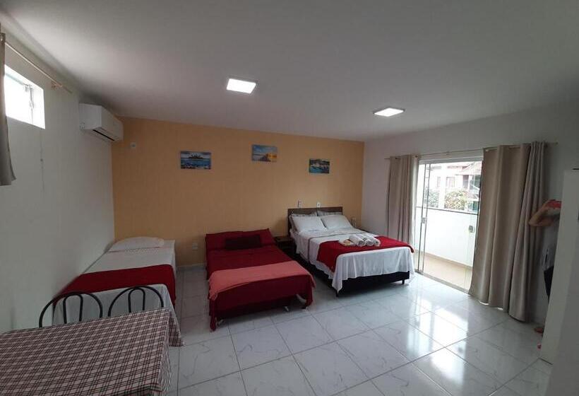 استودیو استاندارد با بالکن, Apart Pousada Penhaflat  Studio A 700 M Do Parque