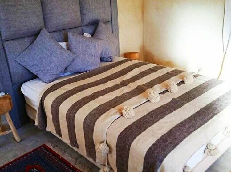 Номер Комфорт, Auberge Le Petit Jardin
