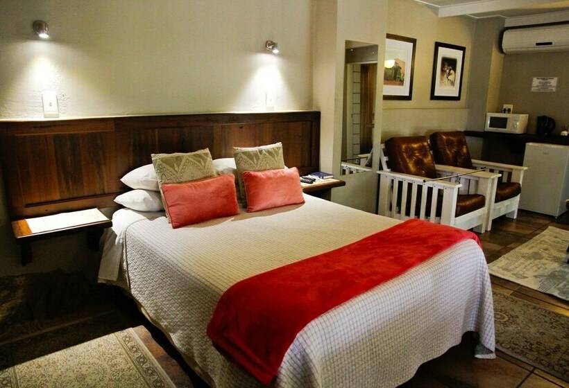 Номер Классика Двуспальная Кровать, Ikaia River Lodge