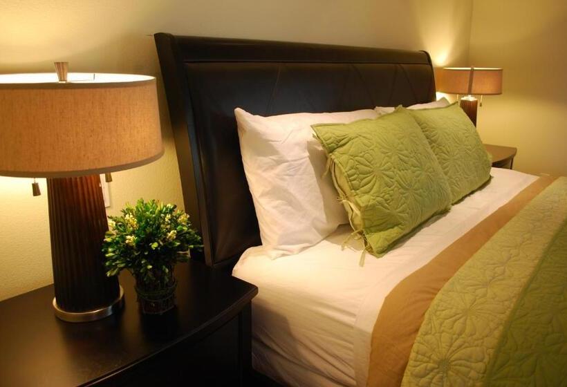 豪华两卧套房, Bella Capri Inn And Suites