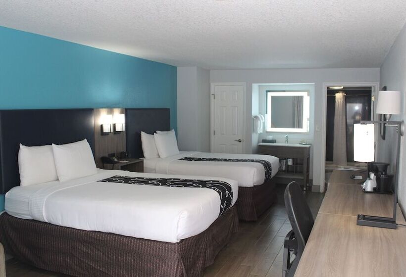 اتاق استاندارد با 2 تخت دوبل, La Quinta By Wyndham Oceanfront Daytona Beach