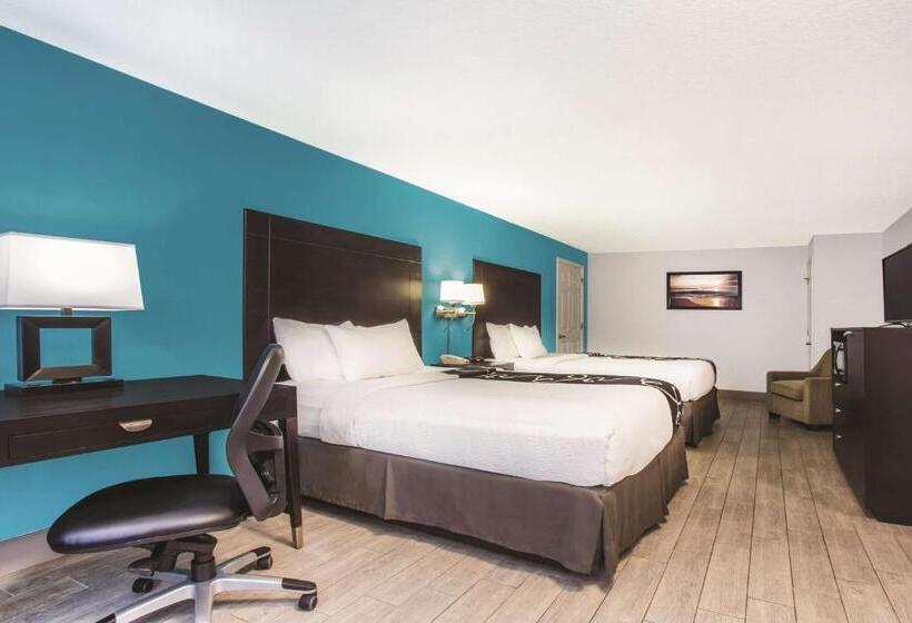 اتاق استاندارد برای معلولان, La Quinta By Wyndham Oceanfront Daytona Beach