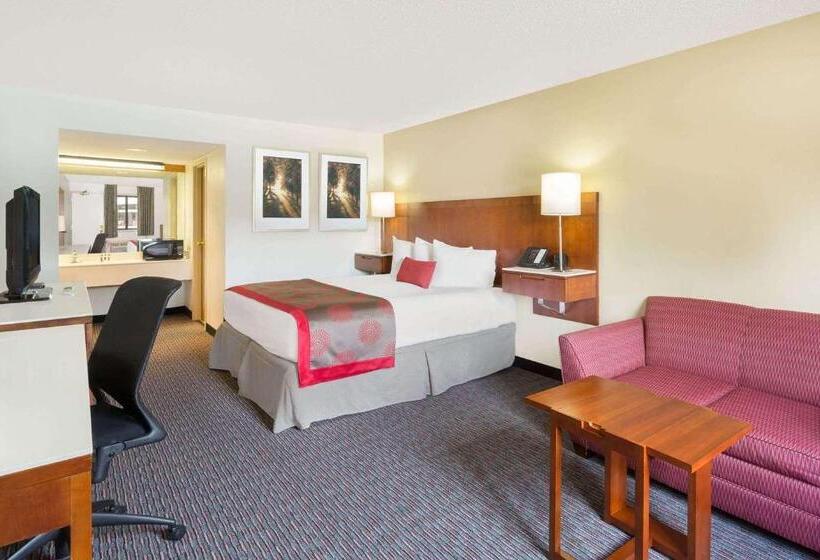 Номер Deluxe Кровать Кинг, Ramada By Wyndham Cedar City