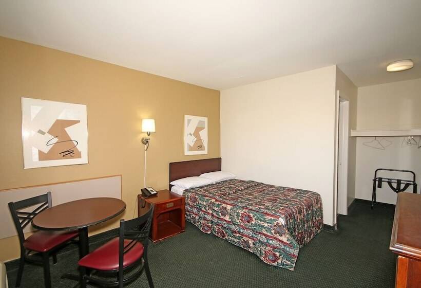 اتاق استاندارد, Royal Inn And Suites Charlotte Airport