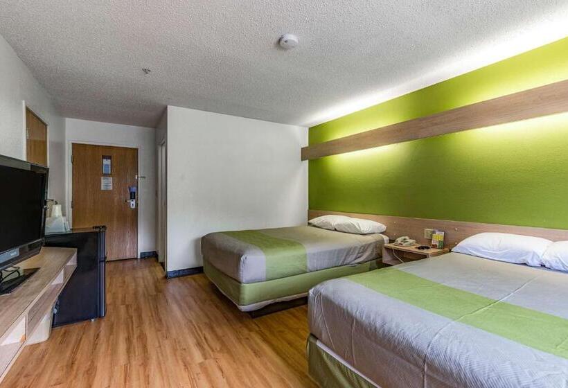 适合残疾人使用的标准间, Motel 6 Charlotte, Nc   University