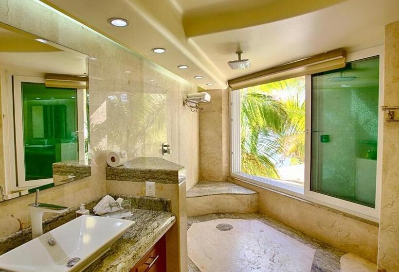 سوئیت با تخت بزرگ, South Shore Villa Armonia Luxury Boutique