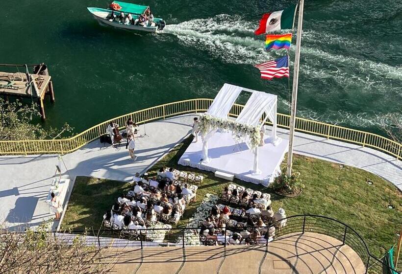 سوییت اجرایی, South Shore Villa Armonia Luxury Boutique