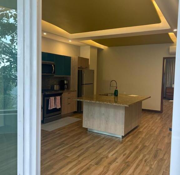 اتاق خانوادگی, South Shore Villa Armonia Luxury Boutique