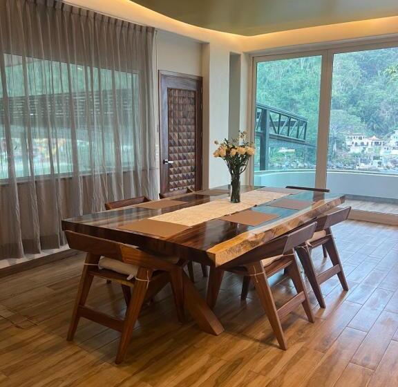 اتاق خانوادگی, South Shore Villa Armonia Luxury Boutique
