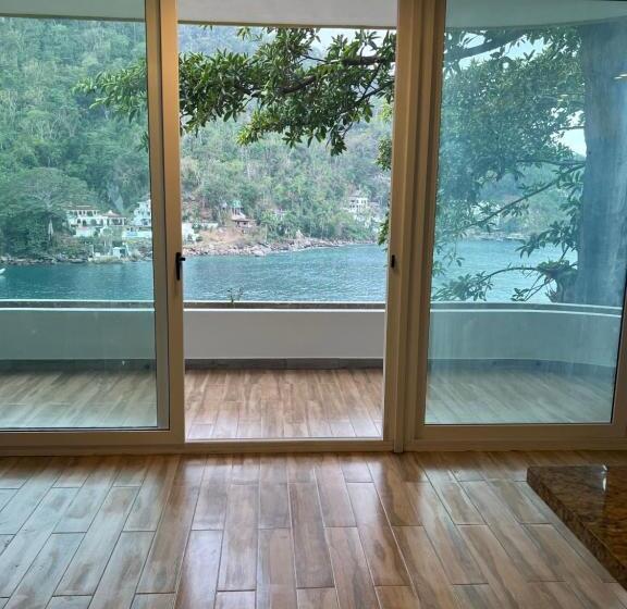 اتاق خانوادگی, South Shore Villa Armonia Luxury Boutique