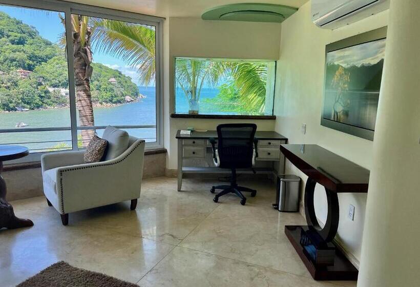 سوئیت با تخت بزرگ, South Shore Villa Armonia Luxury Boutique