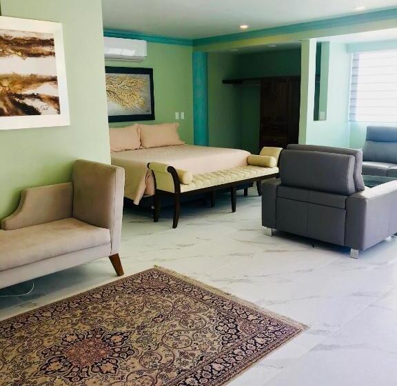 سوئیت با وان آب گرم, South Shore Villa Armonia Luxury Boutique