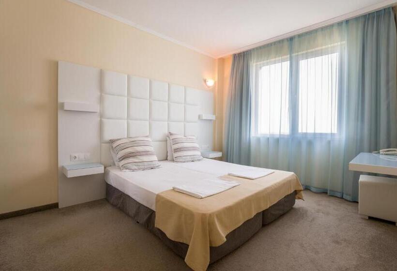 Семейный Номер, Perla Beach Club   All Inclusive