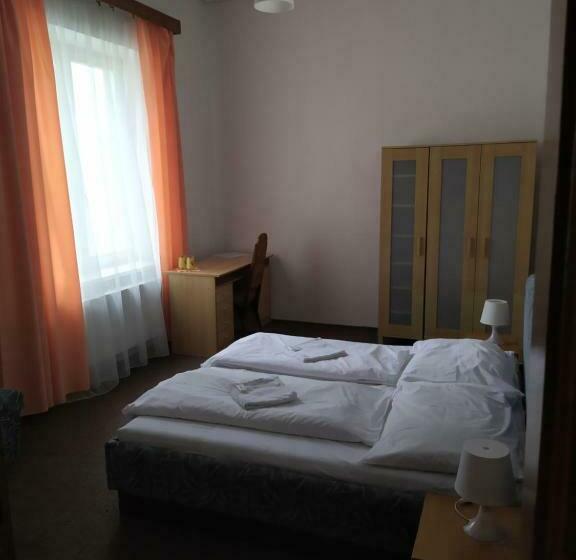 اتاق استاندارد با سرویس بهداشتی مشترک, Tourist Room Maria