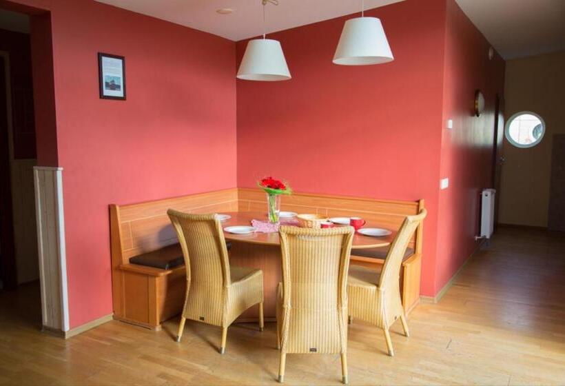 Апартаменты 3 Спальни, Bungalow 6 Personen