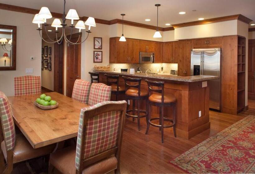 Дом 4 Спальни, Countryside At Snowmass   Coraltree Residence Collection