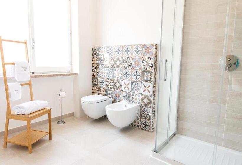 سوییت جونیور, Li Cetti