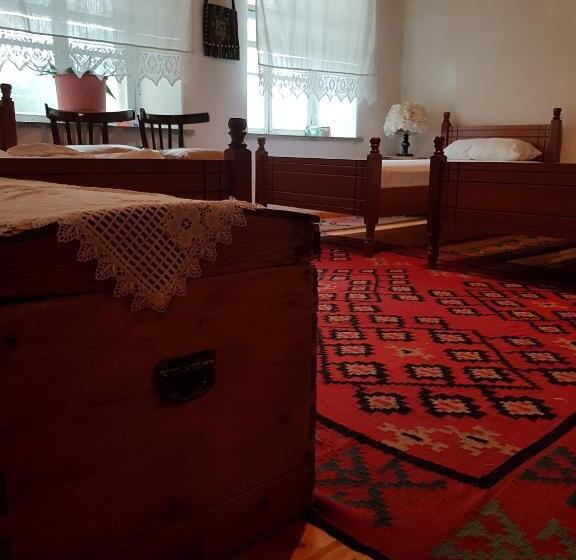 经济房, Eva Guesthouse