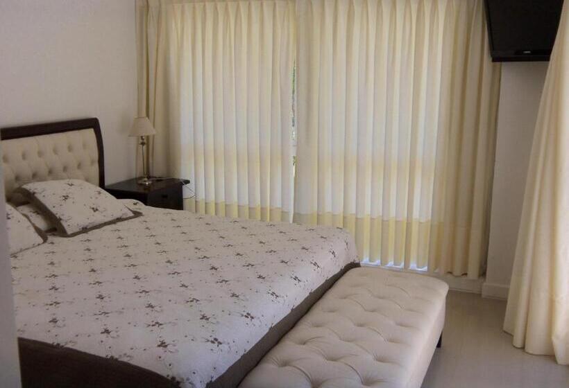 1 Bedroom Penthouse Apartment, Green Park  Lloret De Mar Punta Del Este