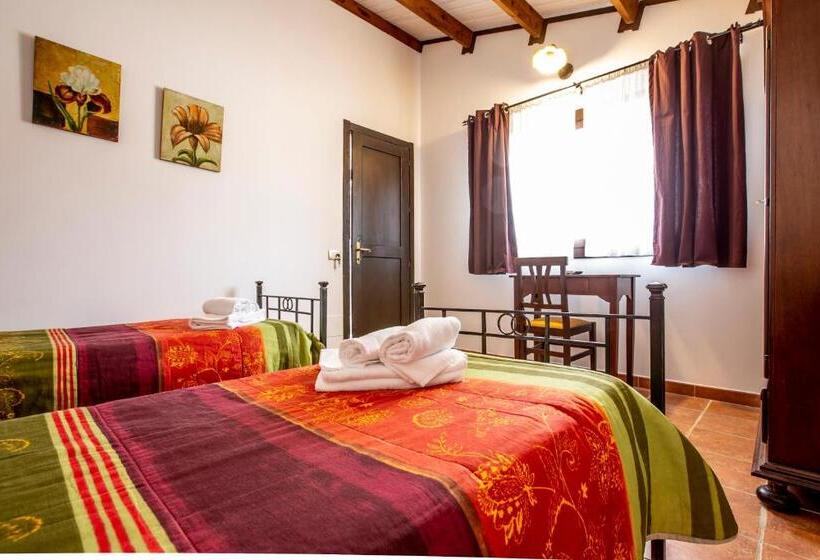 بانگلوی استاندارد 2 خوابه, La Vignazza B&b