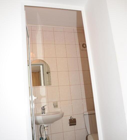 Семейный Номер Вид на Сад, Veda Guest House