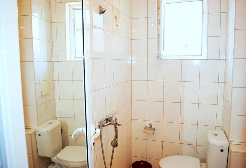 Семейный Номер, Veda Guest House