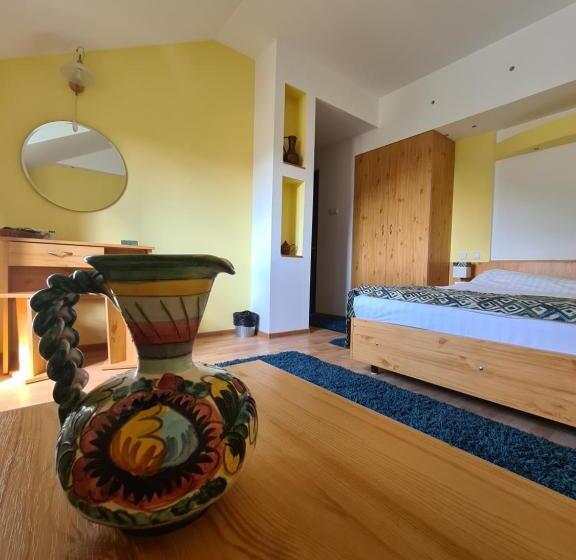 اتاق اکونومی, Pension Marina