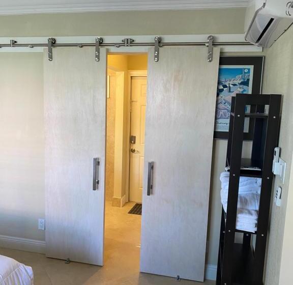 Апартаменты 1 Спальня, Atlantic Shores Vacation Villas