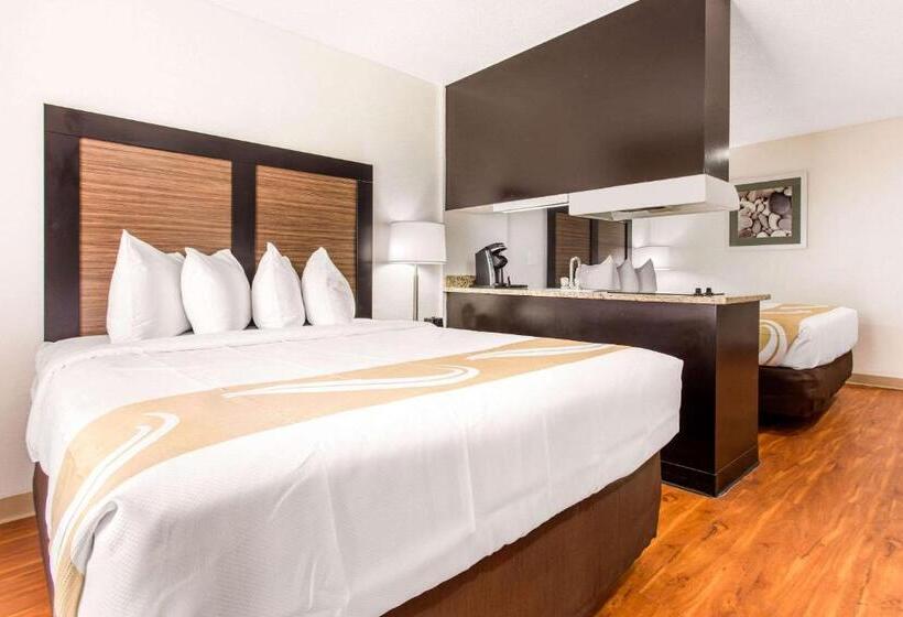 Люкс, Quality Inn & Suites Myrtle Beach Near Outlets
