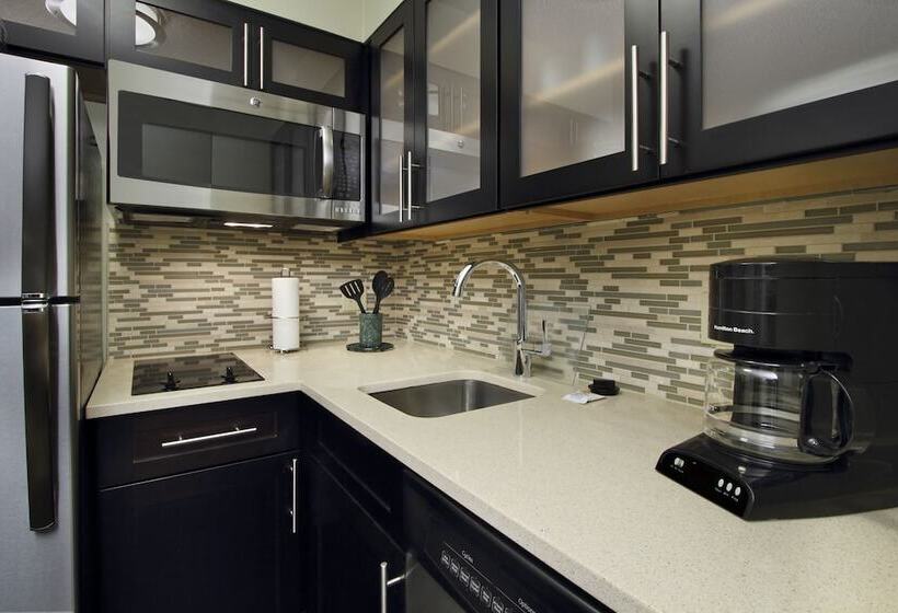 Студия Стандарт, Staybridge Suites Tysons   Mclean, An Ihg